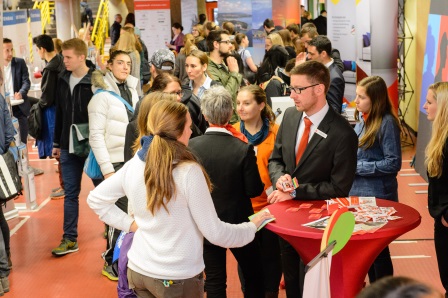 Sparkassen Student berät